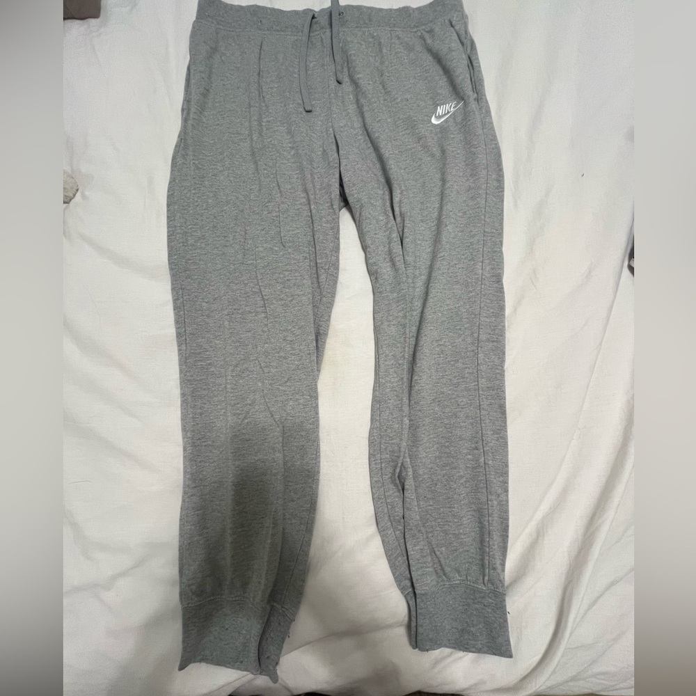 Nike Women’s sweatpants